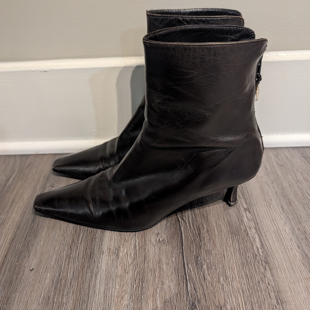 Stuart Weitzman Brown Ankle Booties - Picture 3 of 8